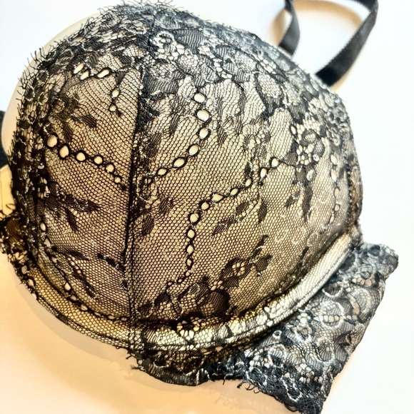 Victoria Secret Dream Angels Push Up Bra Black Lace Cream White 36D - Picture 2 of 5